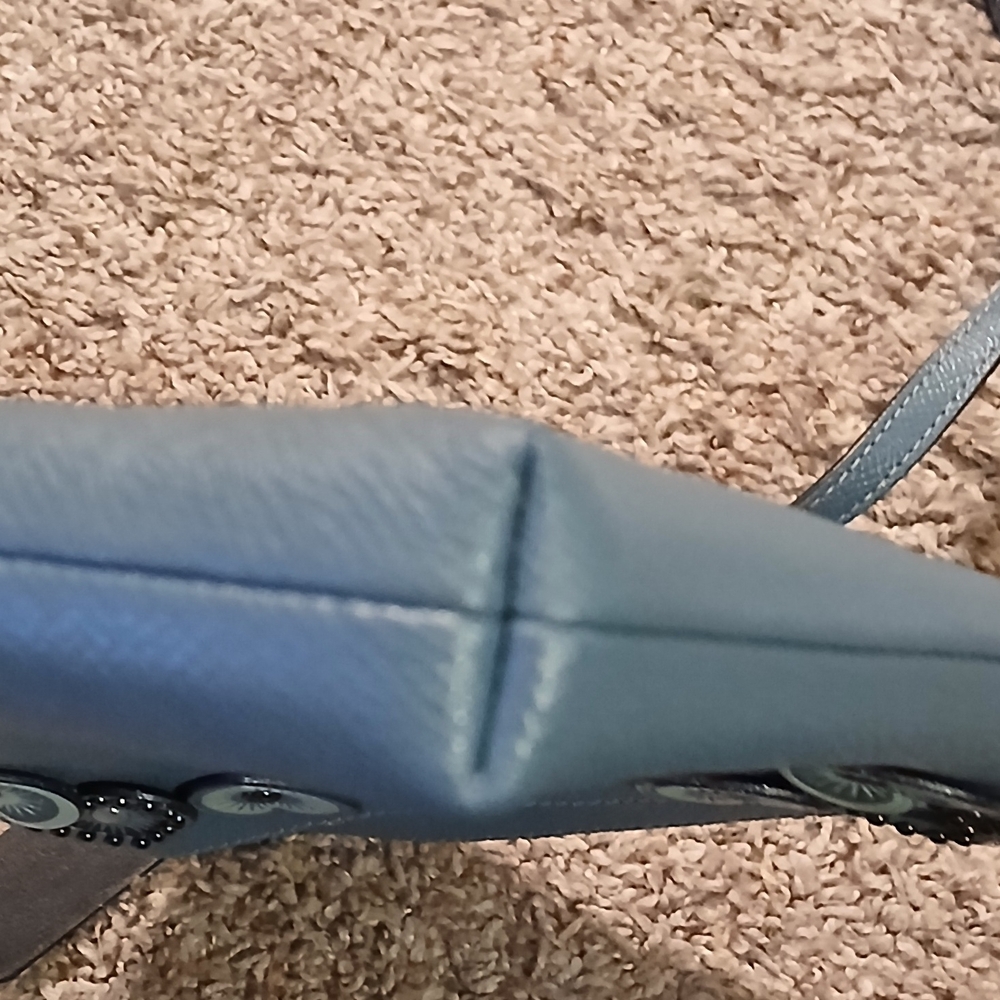 Coach Robin’s Egg Blue Crossbody w/ Heart Appliqué – Gunmetal HW – NWOT - Picture 8 of 11